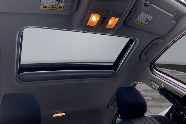 2015 Mazda Mazda3 5dr Hatchback Automatic i Touring - 22980272 - 32