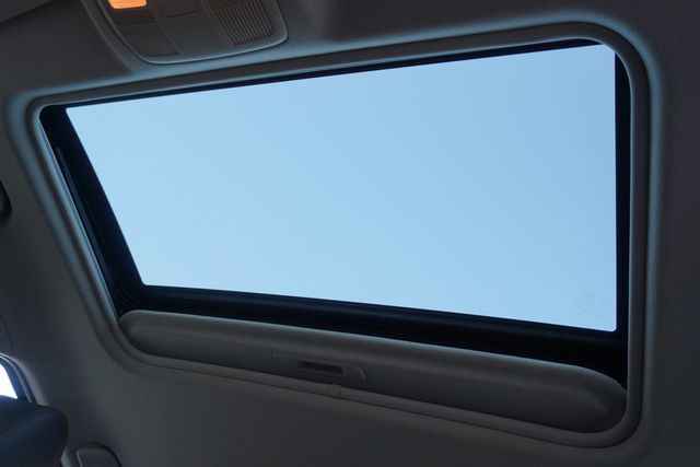 2015 Mazda Mazda3 5dr Hatchback Automatic s Grand Touring - 22946431 - 19