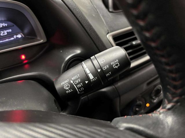 2015 Mazda Mazda3 5dr Hatchback Manual i Touring - 22952544 - 31