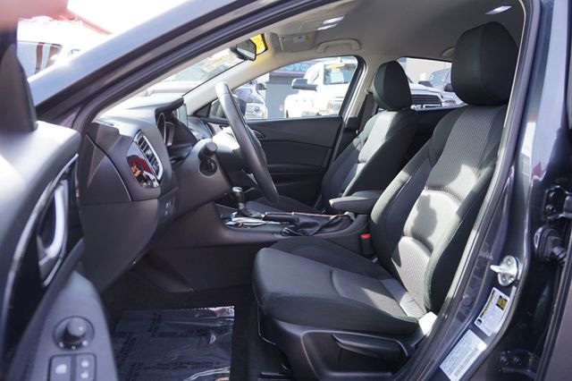 2015 Mazda Mazda3 i TOURING, LOW MILES, PREMIUM WHEELS, CLOTH SEATS - 22988461 - 15