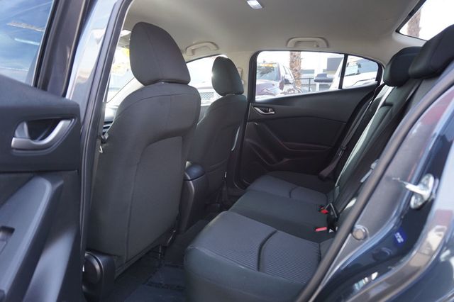 2015 Mazda Mazda3 i TOURING, LOW MILES, PREMIUM WHEELS, CLOTH SEATS - 22988461 - 16