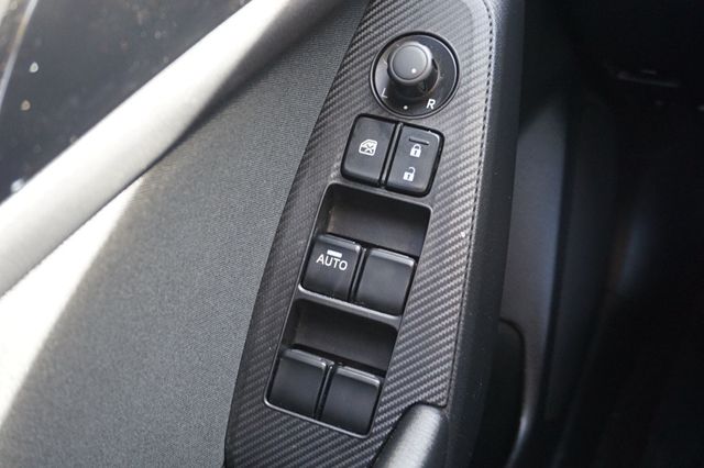 2015 Mazda Mazda3 i TOURING, LOW MILES, PREMIUM WHEELS, CLOTH SEATS - 22988461 - 20