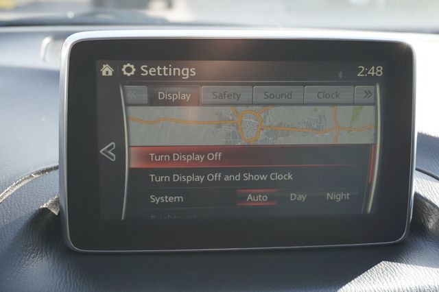 2015 Mazda Mazda3 i TOURING, LOW MILES, PREMIUM WHEELS, CLOTH SEATS - 22988461 - 35