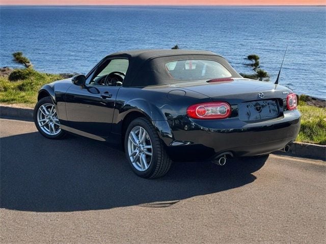 2015 Mazda MX-5 Miata Sport - 22734137 - 46