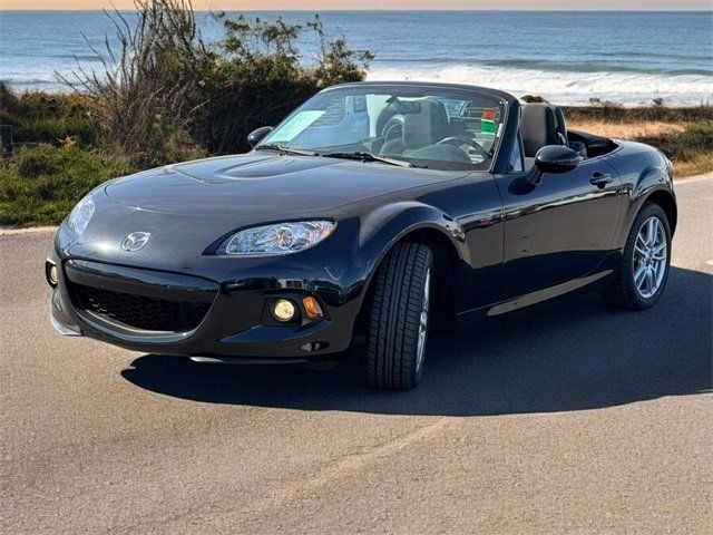 2015 Mazda MX-5 Miata Sport - 22734137 - 4