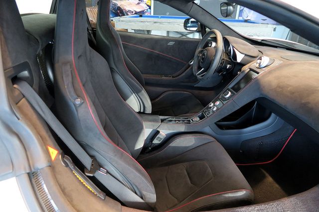 2015 McLaren 650S 2dr Convertible Spider - 22962648 - 21