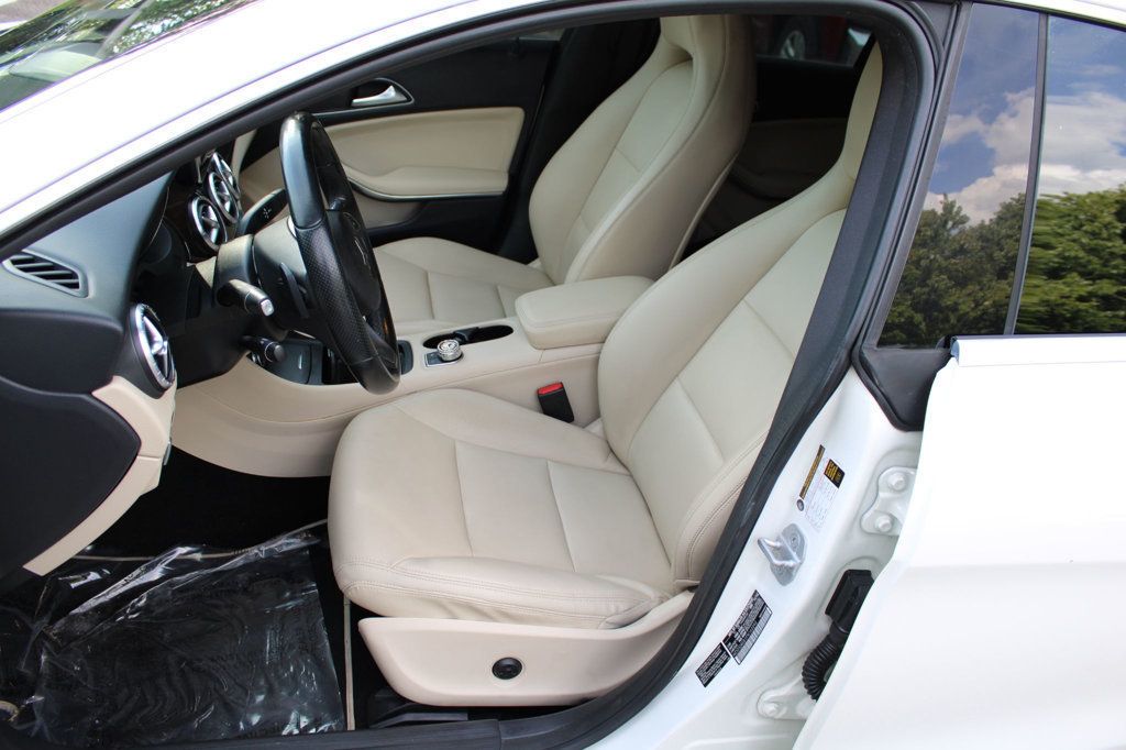 2015 Mercedes Benz CLA 250 photo 10