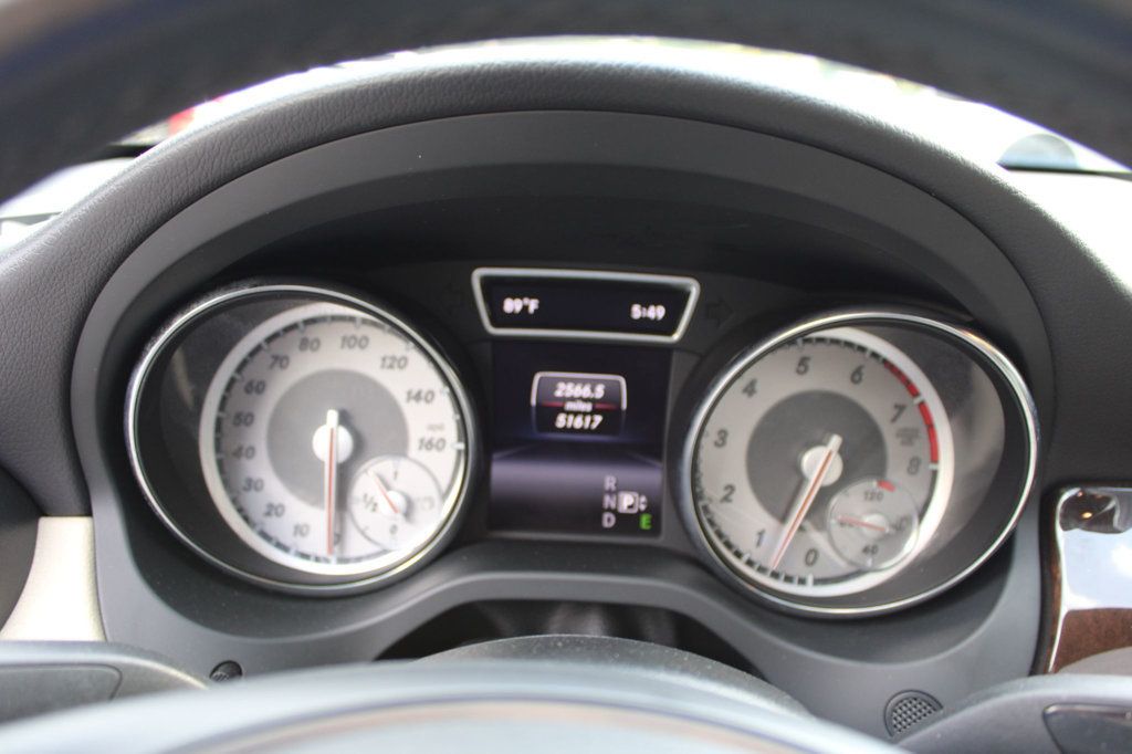 2015 Mercedes Benz CLA 250 photo 12