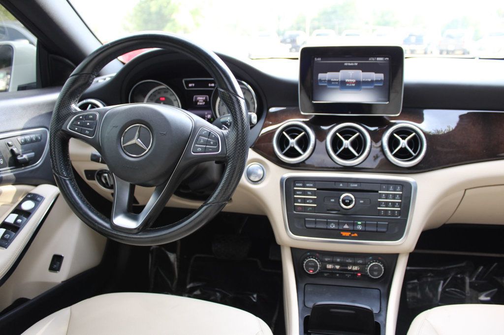 2015 Mercedes Benz CLA 250 photo 13