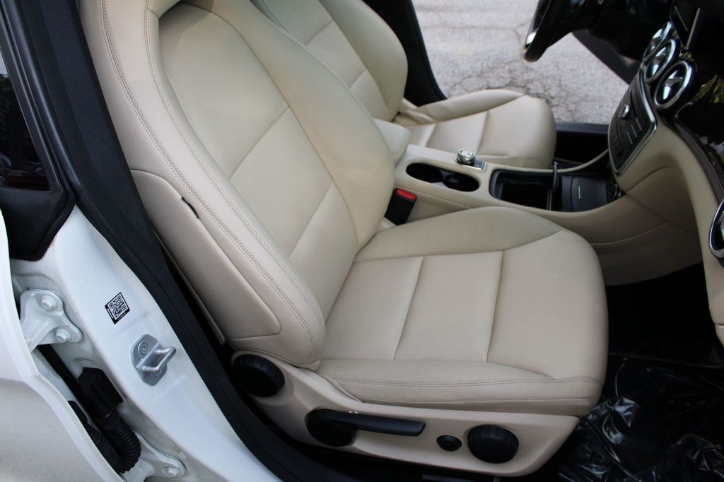 2015 Mercedes Benz CLA 250 photo 15
