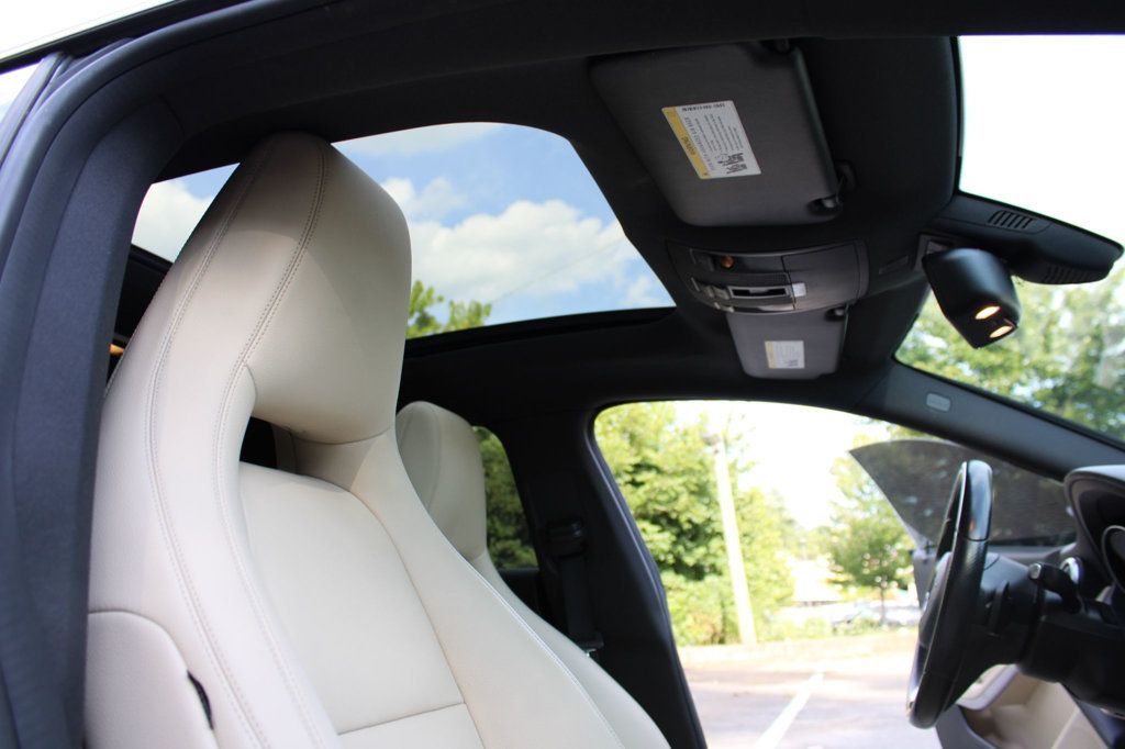 2015 Mercedes Benz CLA 250 photo 17