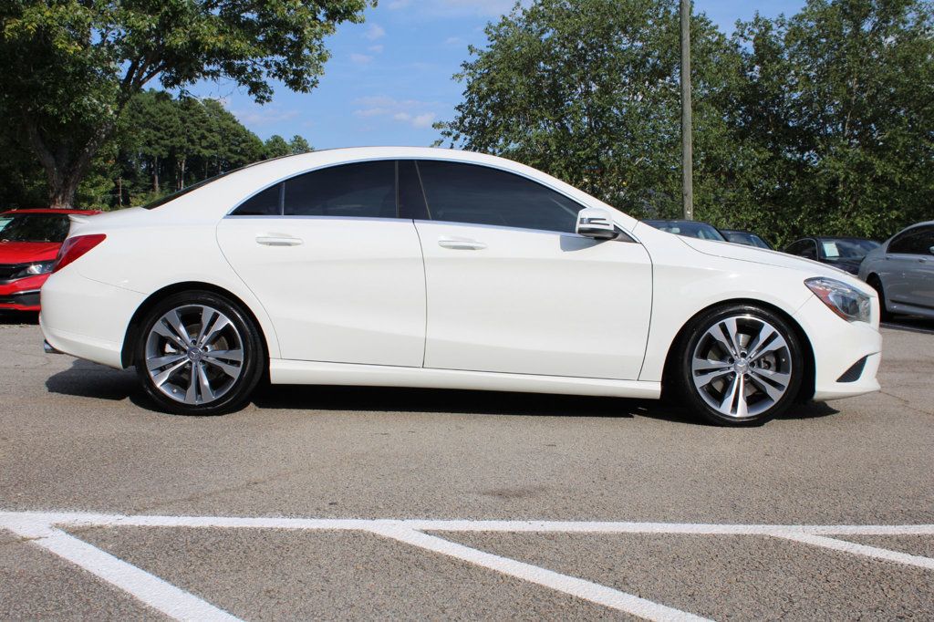 2015 Mercedes Benz CLA 250 photo 5