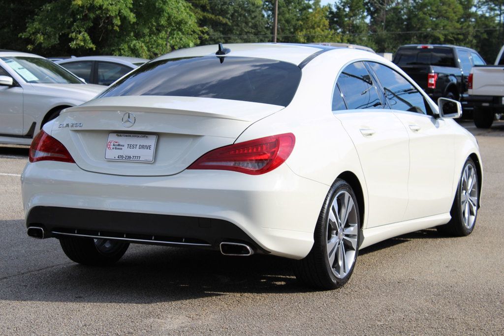 2015 Mercedes Benz CLA 250 photo 8