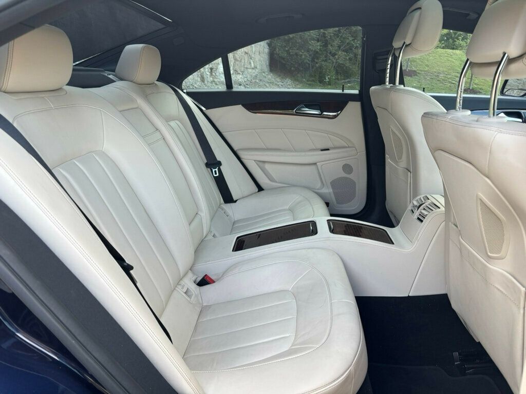 2015 Mercedes-Benz CLS 4dr Sedan CLS 550 RWD - 23013220 - 19