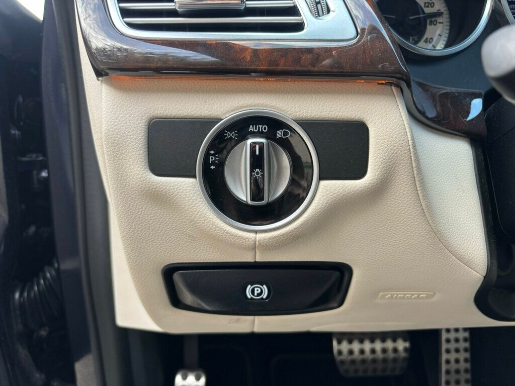 2015 Mercedes-Benz CLS 4dr Sedan CLS 550 RWD - 23013220 - 35