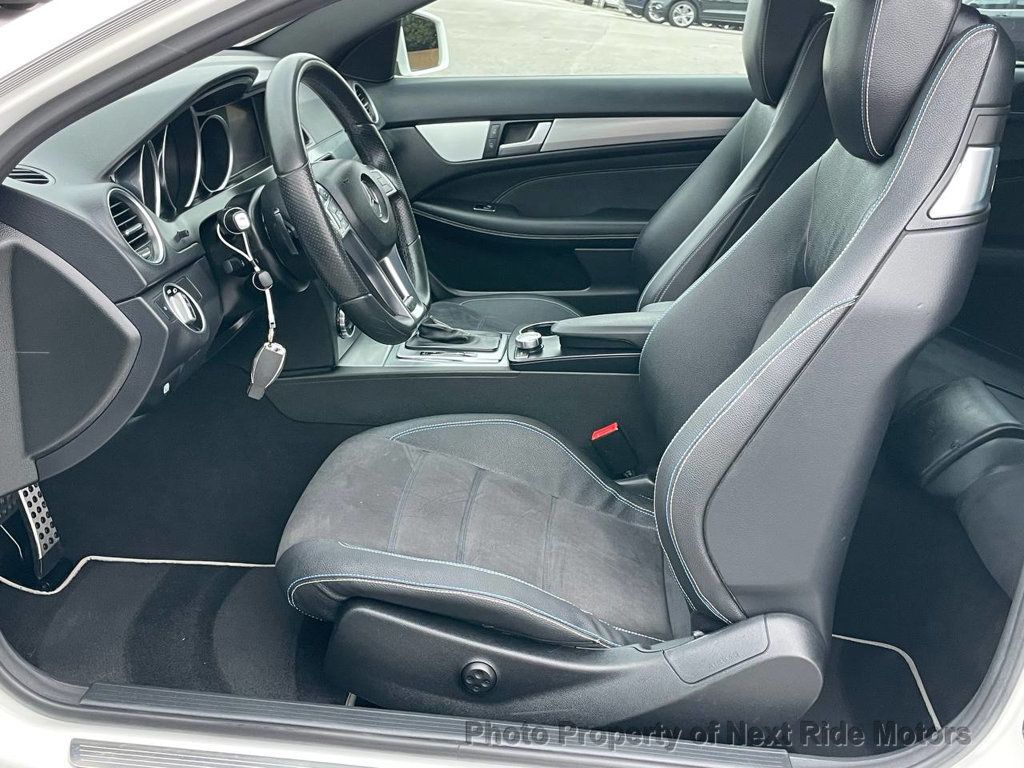 2015 Mercedes Benz C 250 Coupe photo 4