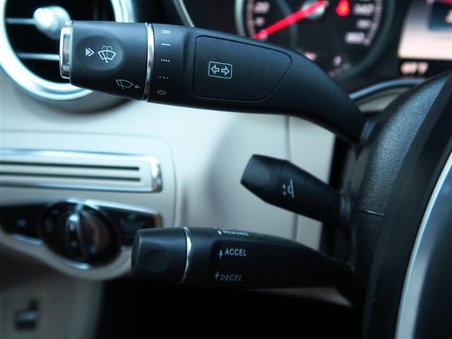 2015 Mercedes-Benz C-Class 4dr Sedan C 300 4MATIC - 17013171 - 27