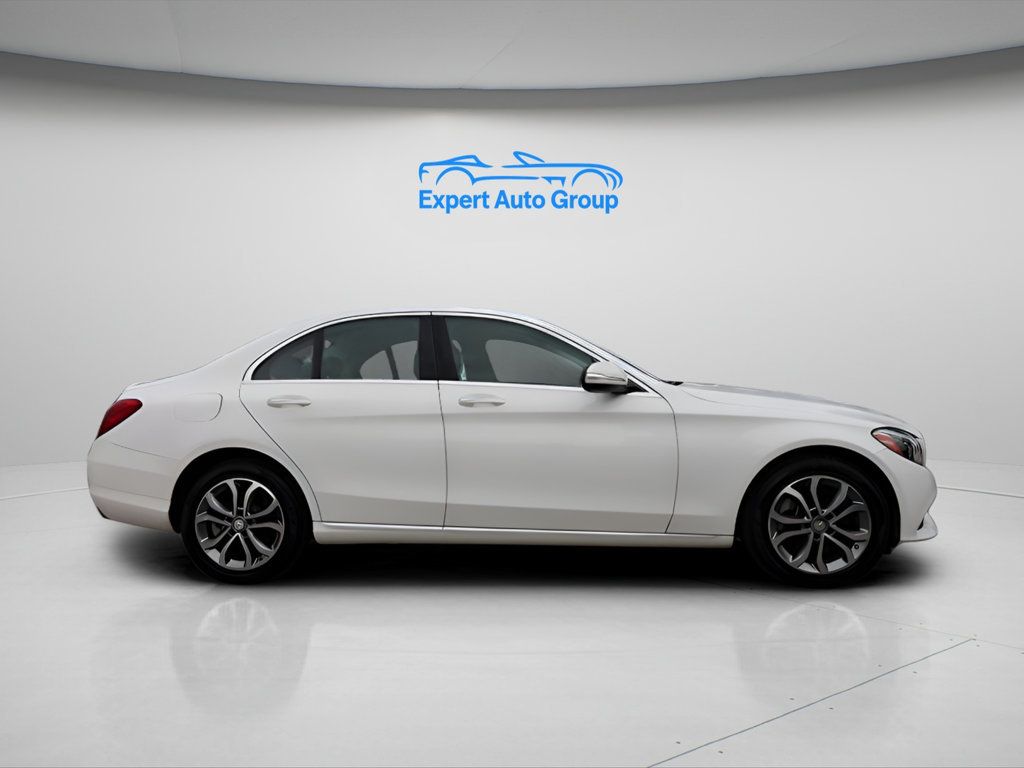 2015 Mercedes Benz C 300 4MATIC Sedan photo 2