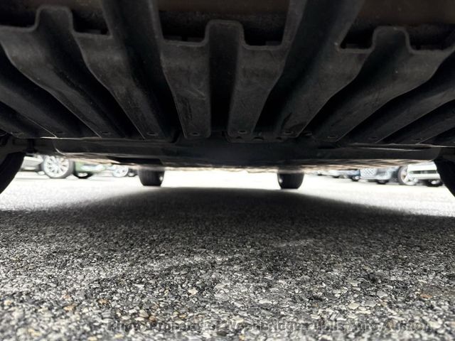 2015 Mercedes-Benz C-Class 4dr Sedan C 300 4MATIC - 23006823 - 16