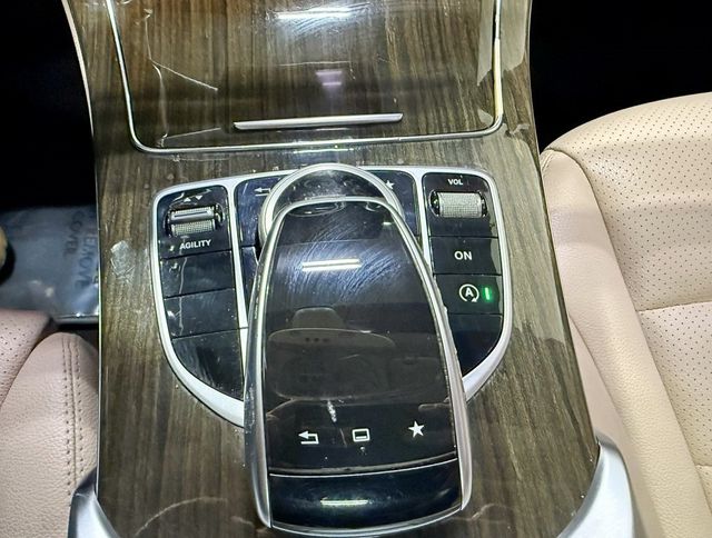 2015 Mercedes-Benz C-Class 4dr Sedan C 300 4MATIC - 22960888 - 19