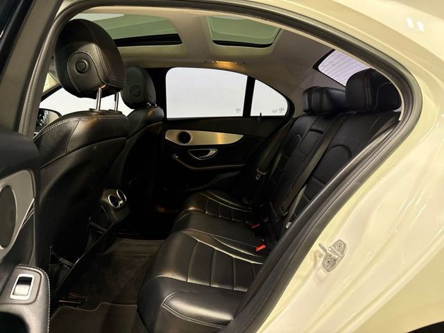 2015 Mercedes-Benz C-Class 4dr Sedan C 300 4MATIC - 23059714 - 17