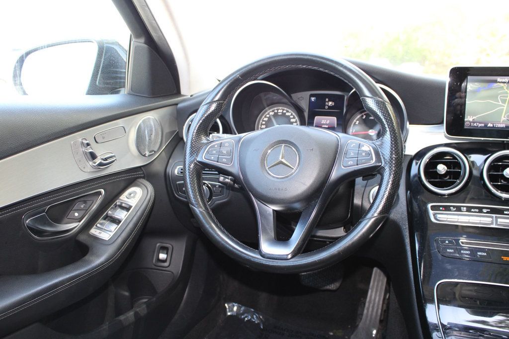 2015 Mercedes Benz C Sedan 300 4MATIC photo 10