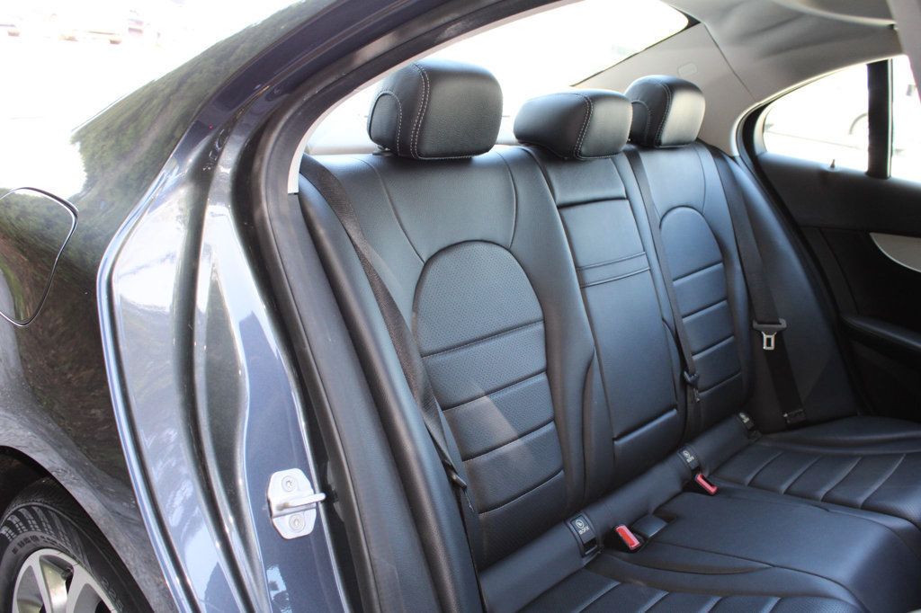 2015 Mercedes Benz C Sedan 300 4MATIC photo 30