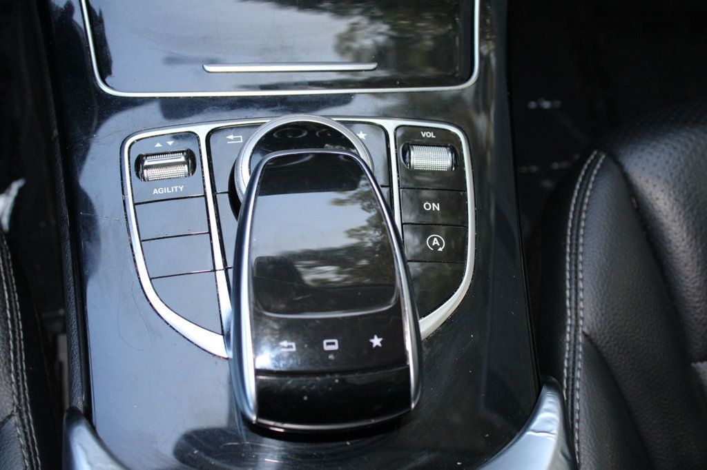 2015 Mercedes Benz C Sedan 300 4MATIC photo 36