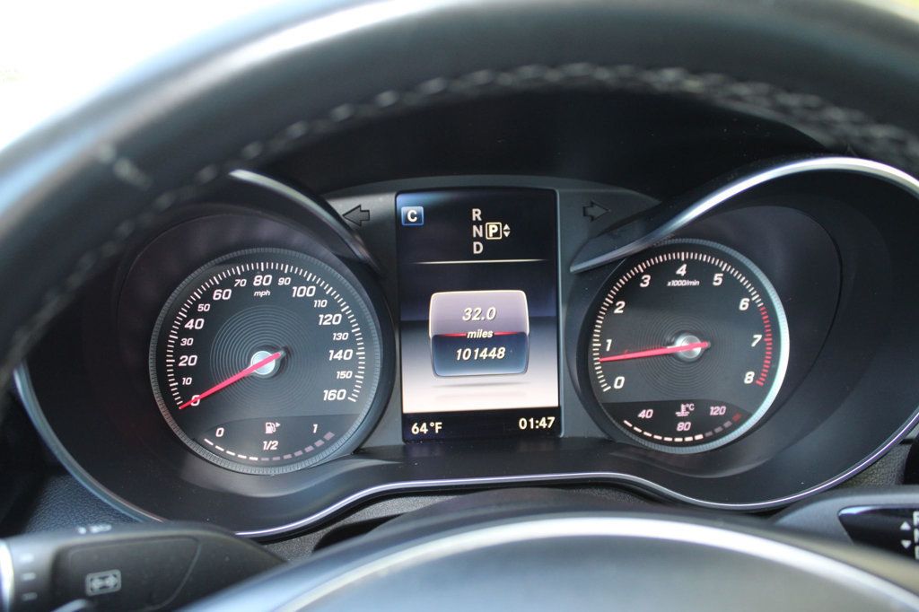 2015 Mercedes Benz C Sedan 300 4MATIC photo 40