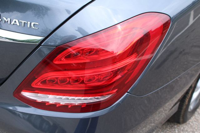 2015 Mercedes-Benz C-Class 4dr Sedan C 300 4MATIC - 23035706 - 10
