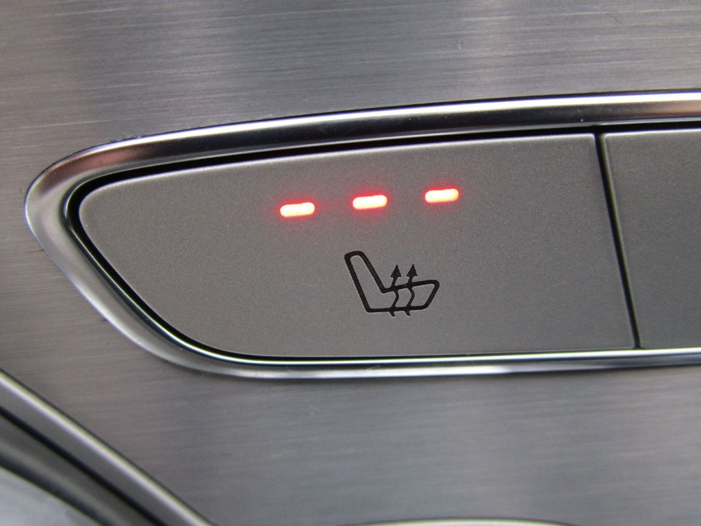 2015 Mercedes-Benz C-Class 4dr Sedan C 300 4MATIC - 22975380 - 24