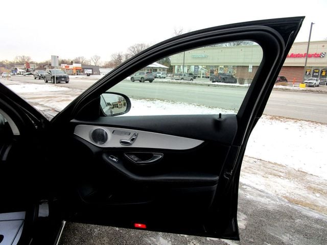 2015 Mercedes-Benz C-Class 4dr Sedan C 300 4MATIC - 22975380 - 29