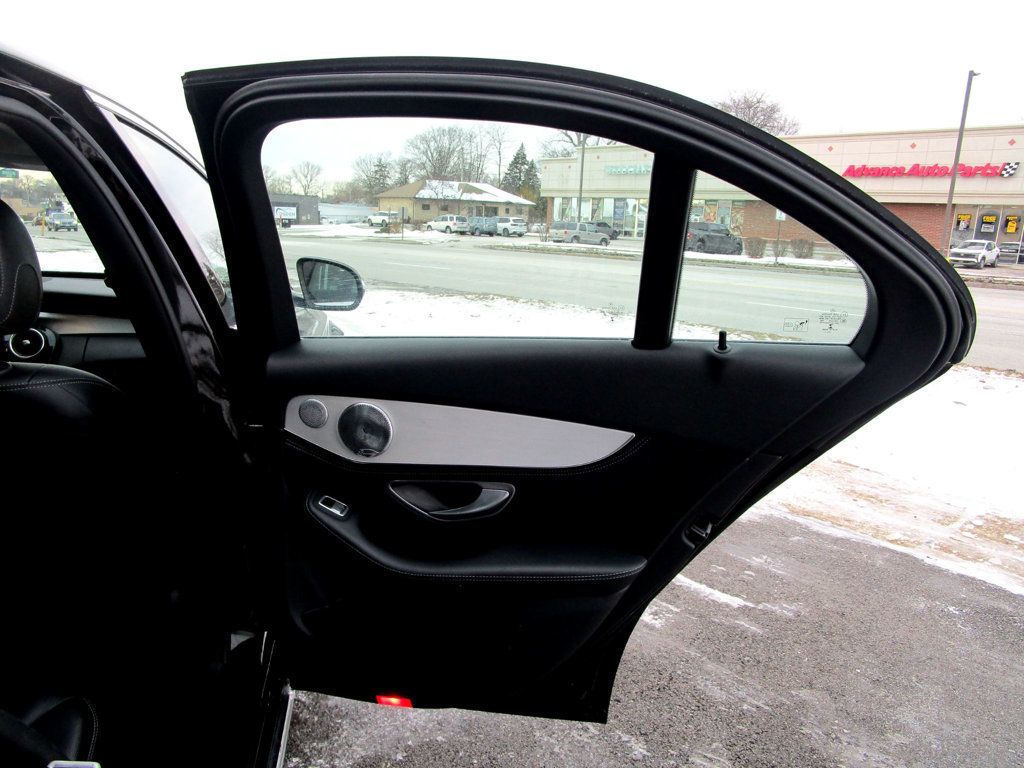 2015 Mercedes-Benz C-Class 4dr Sedan C 300 4MATIC - 22975380 - 31