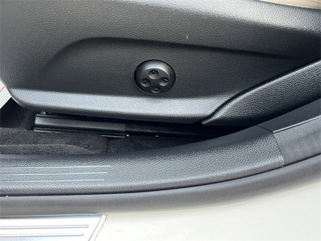 2015 Mercedes-Benz C-Class 4dr Sedan C 300 4MATIC - 22959470 - 11