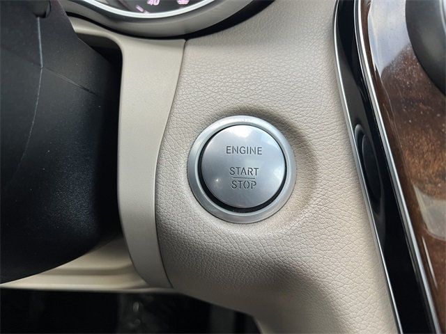 2015 Mercedes-Benz C-Class 4dr Sedan C 300 4MATIC - 22959470 - 25