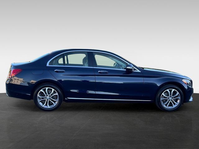 2015 Mercedes-Benz C-Class 4dr Sedan C 300 4MATIC - 23037712 - 5