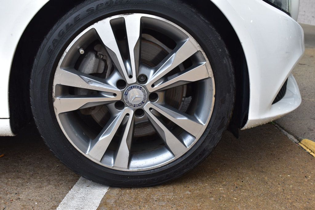 2015 Mercedes-Benz C-Class 4dr Sedan C 300 RWD - 22858165 - 10