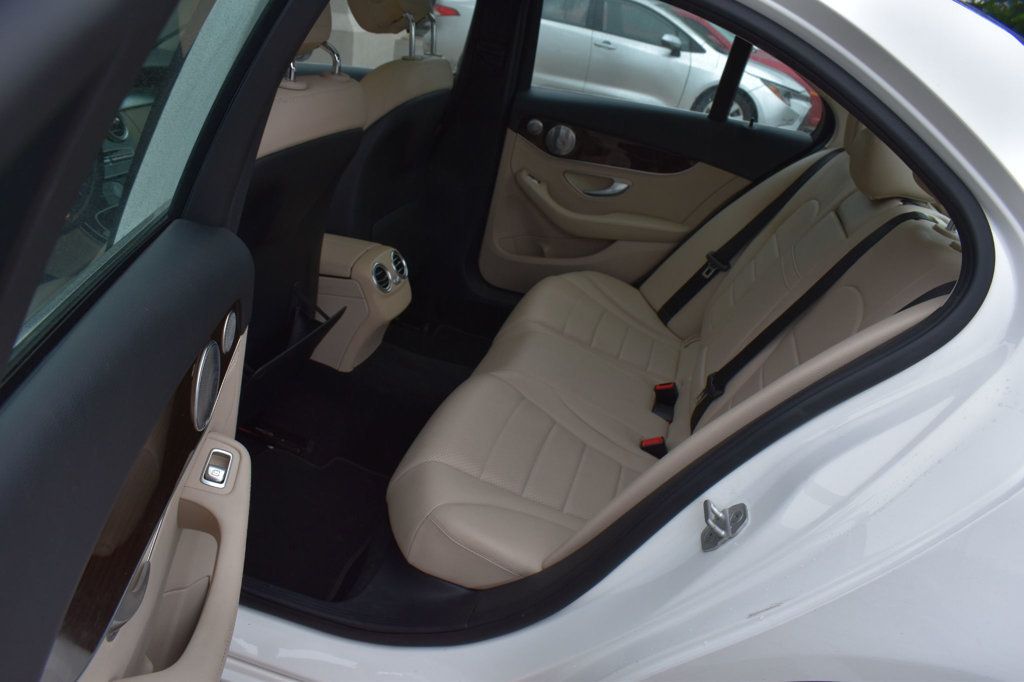 2015 Mercedes-Benz C-Class 4dr Sedan C 300 RWD - 22858165 - 18