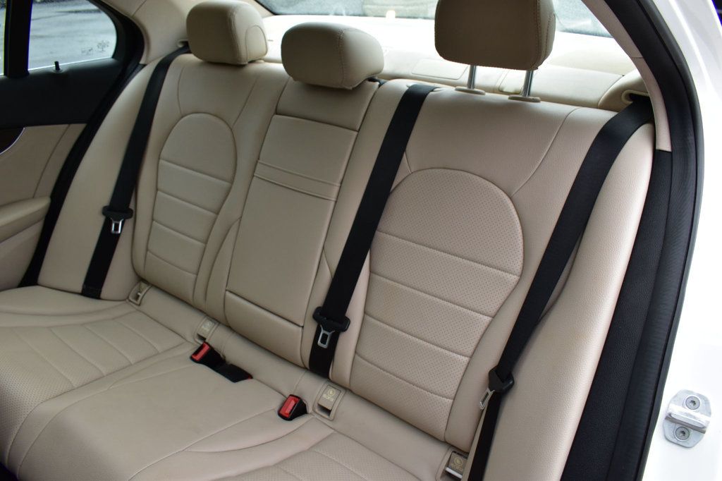 2015 Mercedes-Benz C-Class 4dr Sedan C 300 RWD - 22858165 - 19