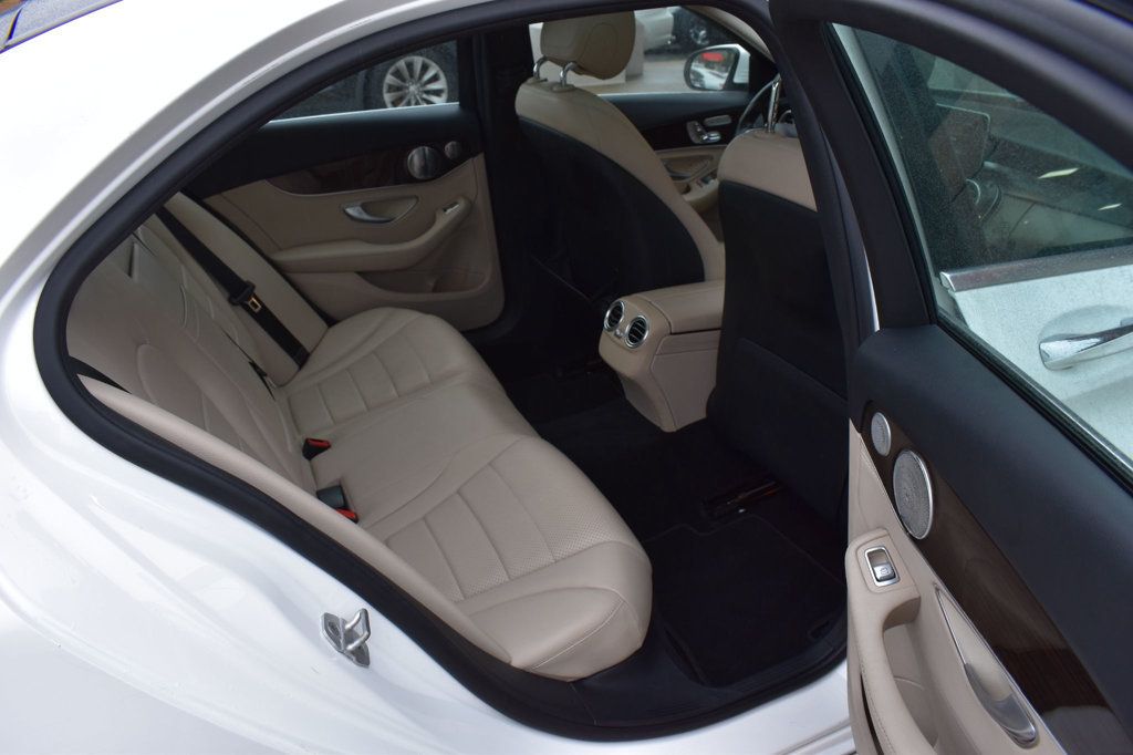2015 Mercedes-Benz C-Class 4dr Sedan C 300 RWD - 22858165 - 23