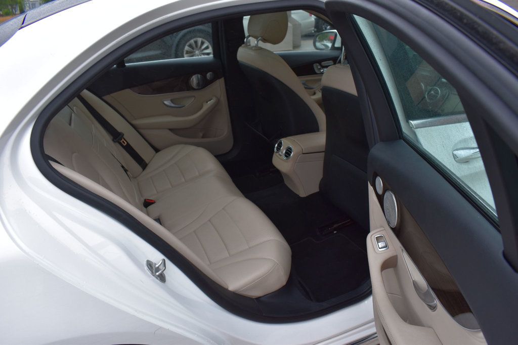 2015 Mercedes-Benz C-Class 4dr Sedan C 300 RWD - 22858165 - 25