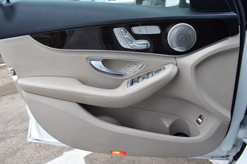 2015 Mercedes-Benz C-Class 4dr Sedan C 300 RWD - 22858165 - 47