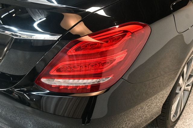 2015 Mercedes-Benz C-Class 4dr Sedan C 300 RWD - 23002192 - 14