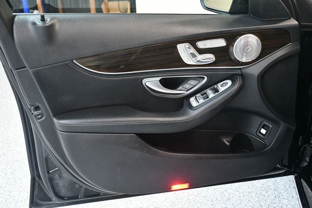 2015 Mercedes-Benz C-Class 4dr Sedan C 300 RWD - 23002192 - 21