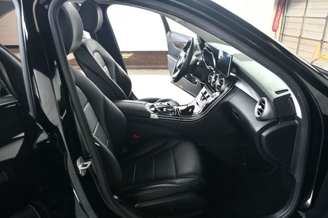 2015 Mercedes-Benz C-Class 4dr Sedan C 300 RWD - 23002192 - 28