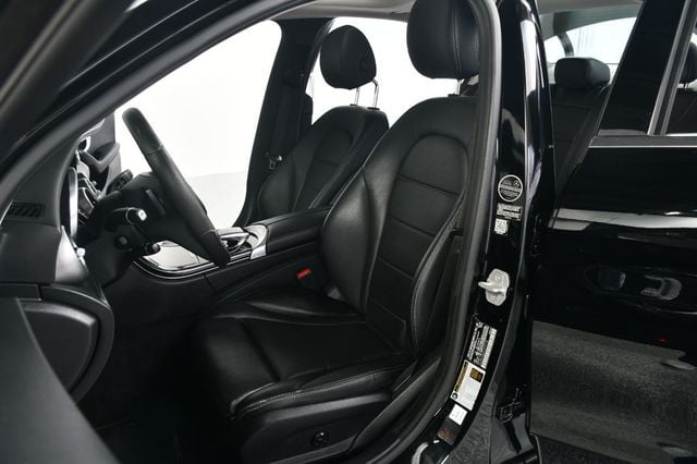 2015 Mercedes-Benz C-Class 4dr Sedan C 300 RWD - 23002192 - 29