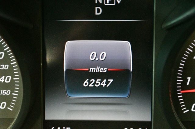 2015 Mercedes-Benz C-Class 4dr Sedan C 300 RWD - 23002192 - 44