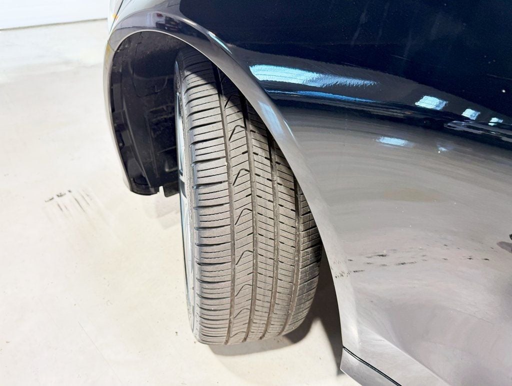 2015 Mercedes Benz C Sedan 400 4MATIC photo 2