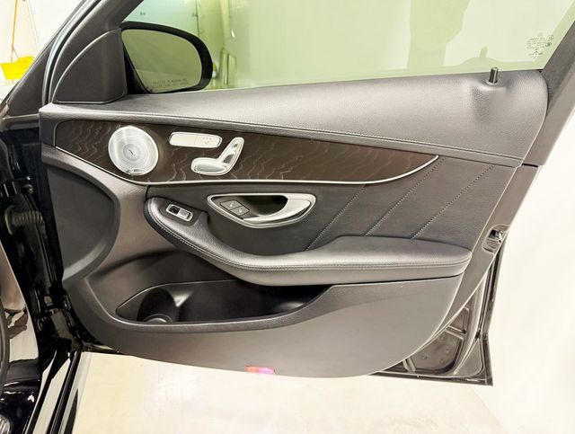 2015 Mercedes-Benz C-Class 4dr Sedan C 400 4MATIC - 22927784 - 40