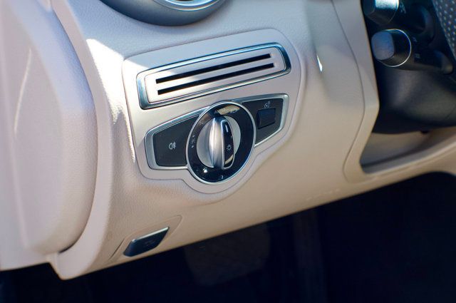 2015 Mercedes-Benz C-Class 4MATIC/Premium Pkg/Keyless Go/Burmester Premium Audio/NAV - 23000710 - 35
